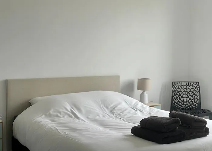 Bellavista #6 By Melrose Arromanches-les-Bains